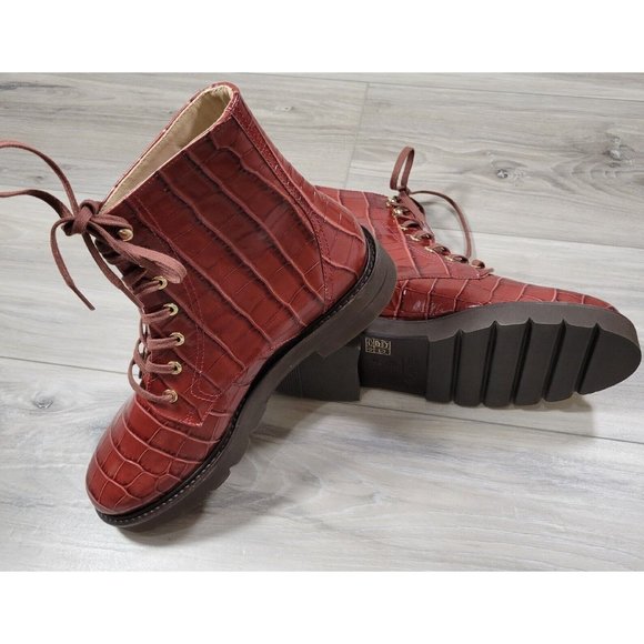 Stuart Weitzman Bootie Women's 8 Cardamom Mila Lift Croc Leather Combat New - Picture 10 of 11